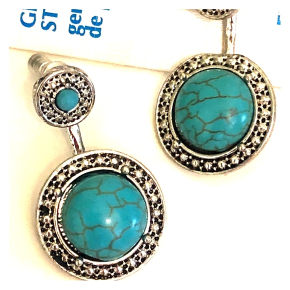 boutique Jewelry - BEAUTIFUL STONE FRONT/Back two way earrings studs
